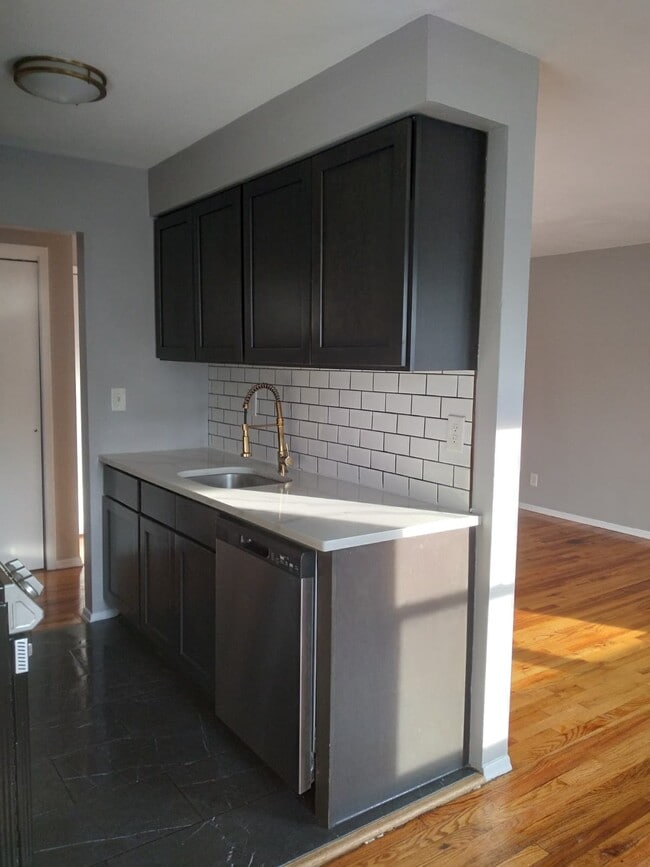 Photo - 720 Westfield Ave Unidad A7