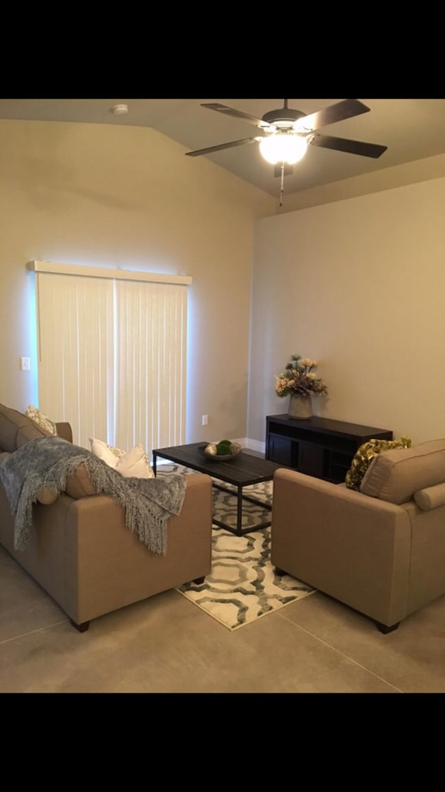 Building Photo - 2846 E 45th Ct N Rental