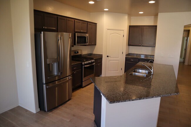 Photo - A Home You Have To See To Believe!!!