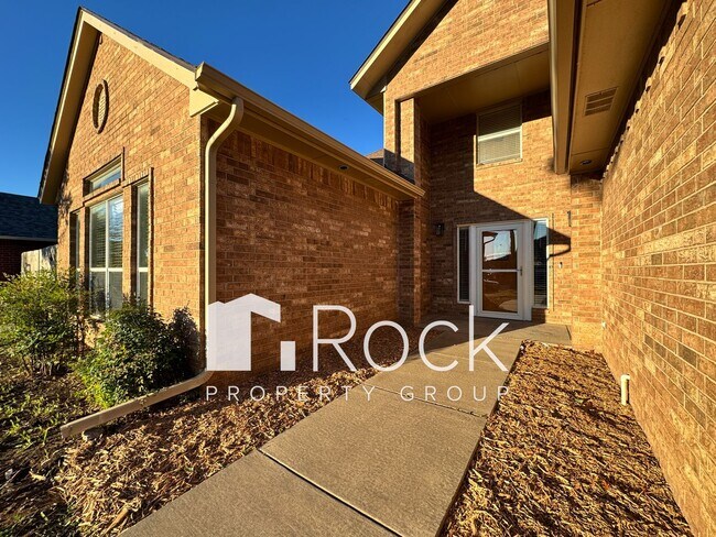 Photo - Charming 3-Bed 3-Bath Home with Tornado Sh...