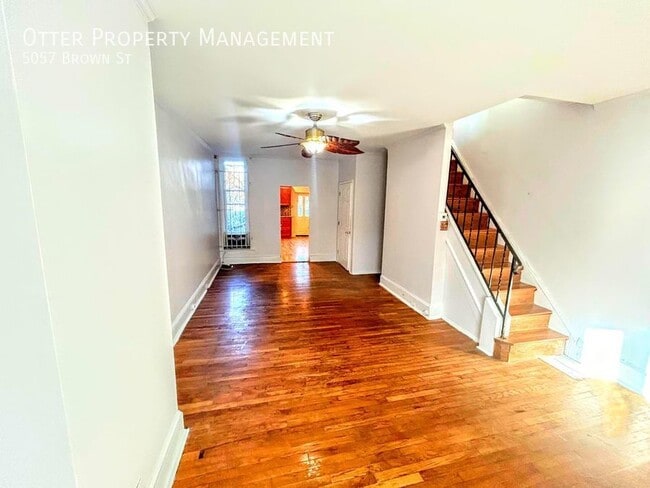 Photo - 5057 Brown St