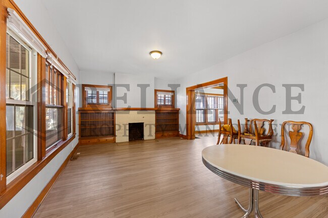 Photo - 3325 Victor Pl Casa