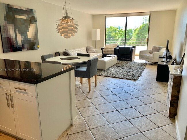 Building Photo - 500 Three Islands Boulevard Unit 102 Rental