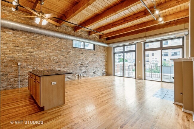 Photo - 14 N Sangamon St Unit 401