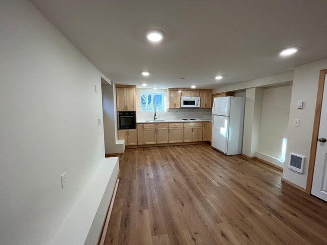 5735 NE 15th Ave Unidad B
