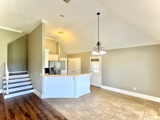 Photo - 54 Lawrence Rd