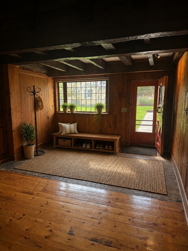 Photo - 2404 New Hackensack Rd Unit Charming Carriage House