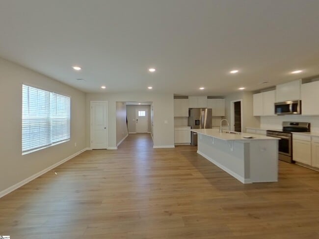 Photo - 575 Wooden Duck St