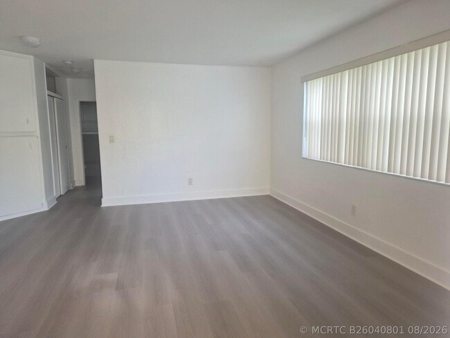 Photo - 2032 NE 168th St Unit # 1