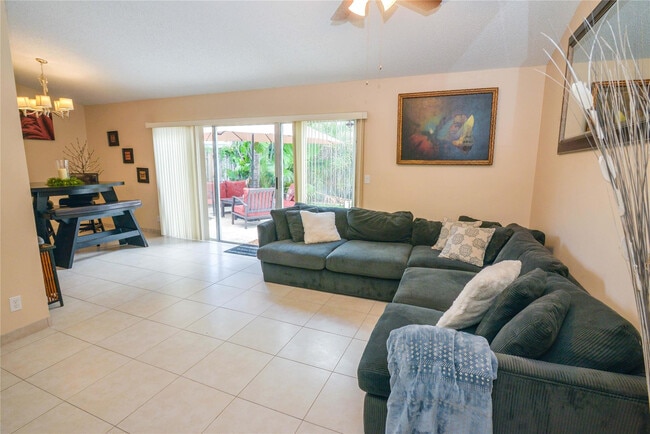 Photo - 18813 Cloud Lake Cir