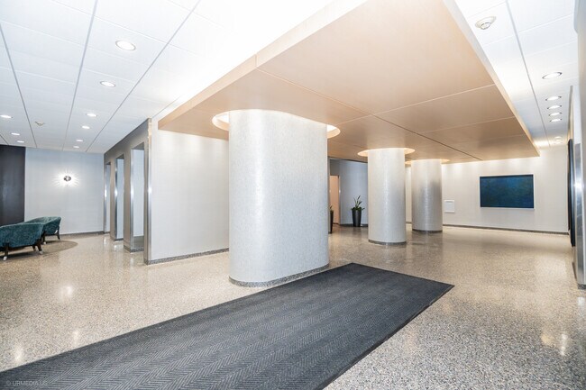 Photo - 405 N Wabash Ave