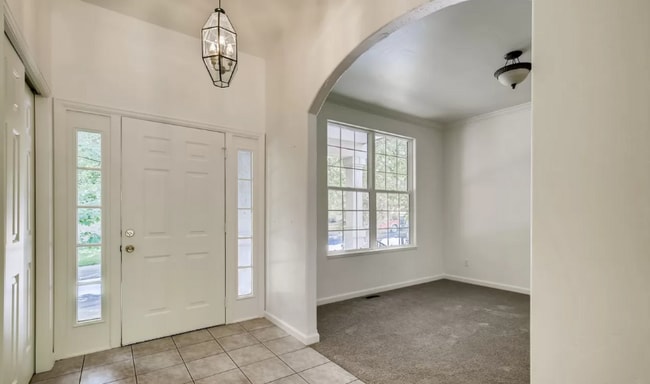 Photo - 679 Allison St