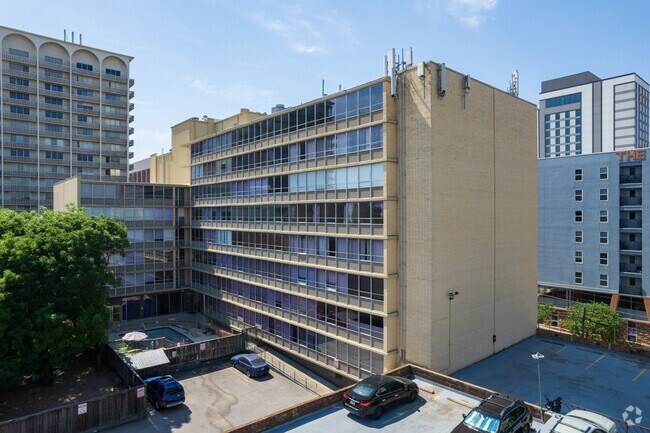 Photo - Greenwood Towers