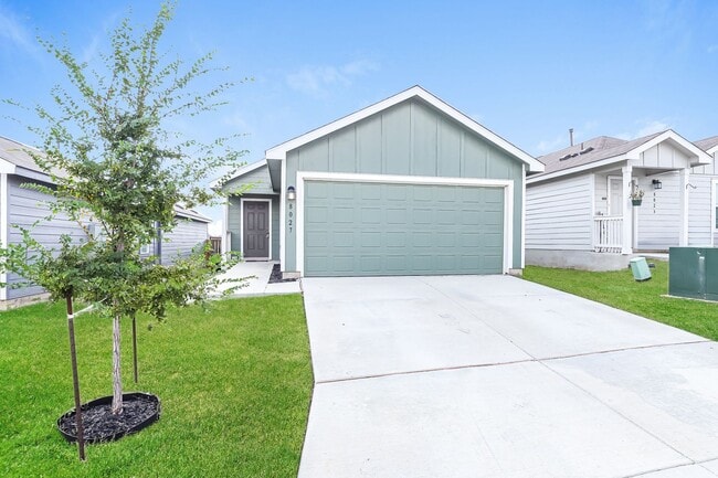 First time rental. Newer build home locate... - First time rental. Newer build home locate...