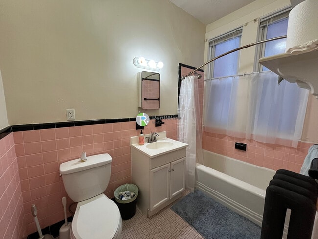 Photo - 18 Euston St Unit 1