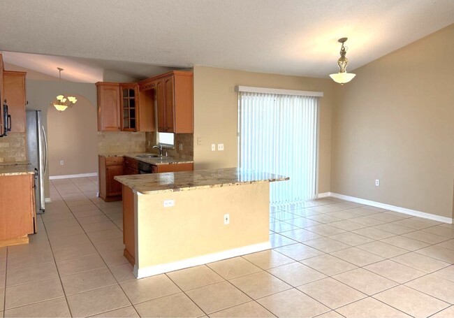 Photo - Beautiful 4 Bedroom, 2 Bath Split-Floor-Plan Home in Lakeside — Kissimmee, FL