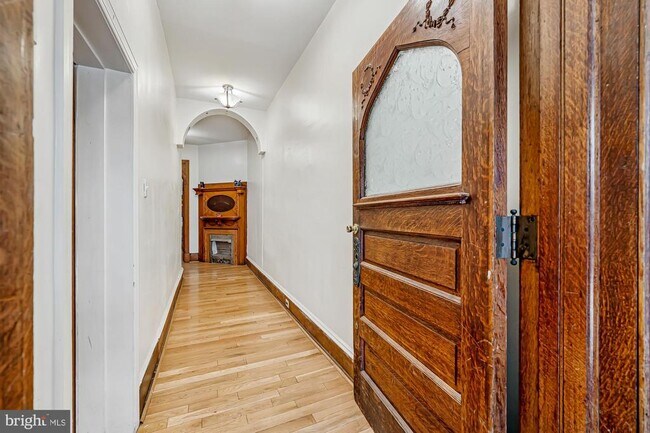 Photo - 4011 Pine St