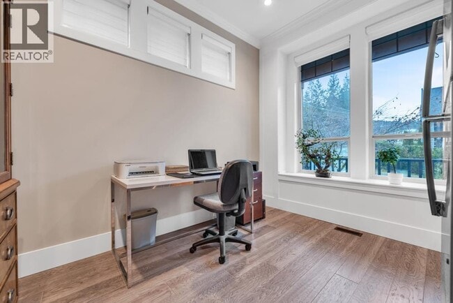 Photo - 1424 Duchess St