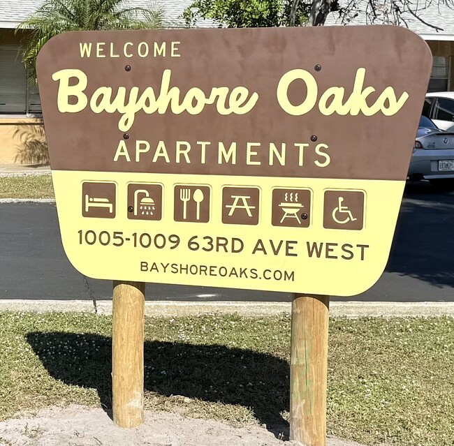 Bayshore Oaks