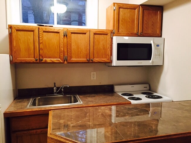 Kitchen view. - 12 Stockton Avenue, Unit C