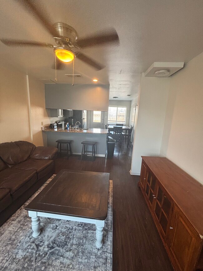 Photo - 724 S Welch St Unit #15