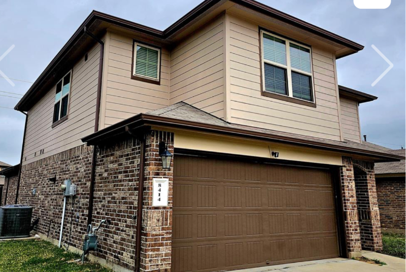 Photo - 8414 Aster Gln Wy