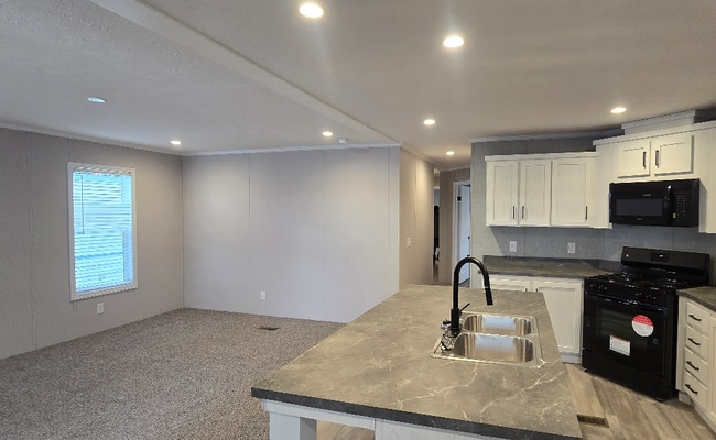 Photo - 49477 Au Lac Dr E