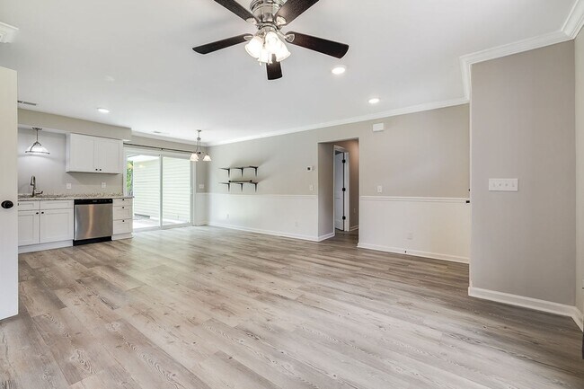 Photo - Freshly Painted 4 Bed Home on Huge Lot wit...