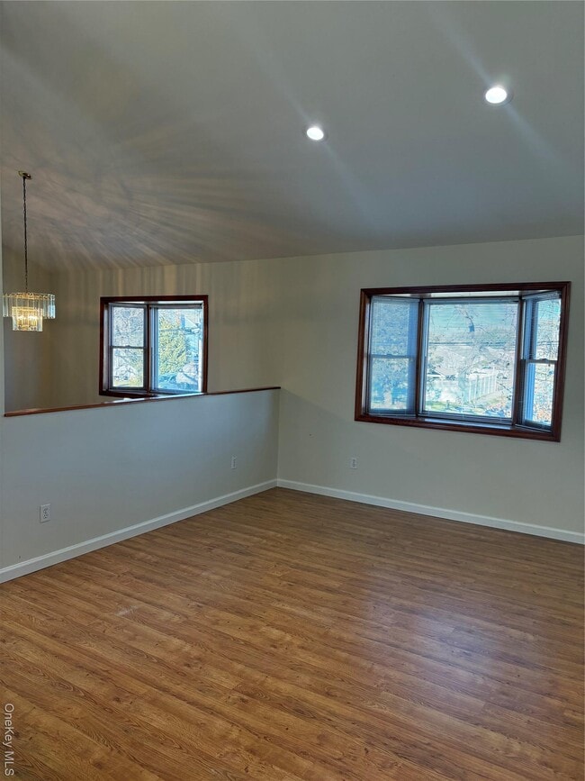 Photo - 1214 August Rd