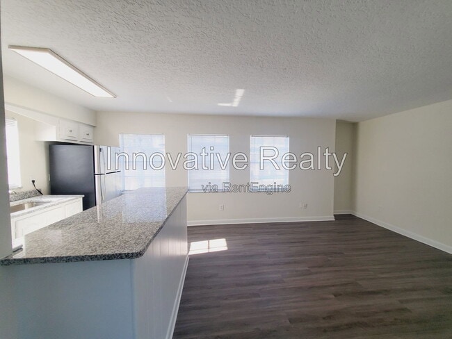 Photo - 5266 Davisson Ave