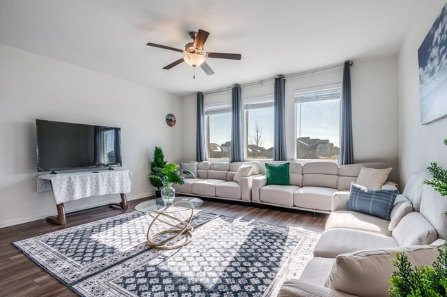 Photo - 844 Lauren Grove Ln