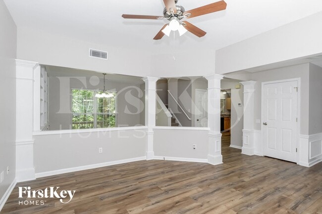 1546 Rumstone Ln