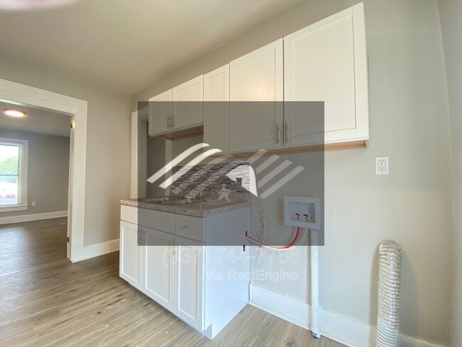 Photo - 323 Harrison St Unit Upper