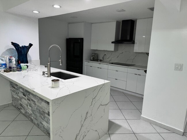 Building Photo - 14223 SW 92nd St Rental