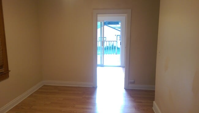 Photo - 5530 S 32nd Ave