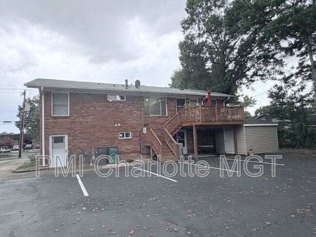 5315 Greenbrook Dr Unidad B