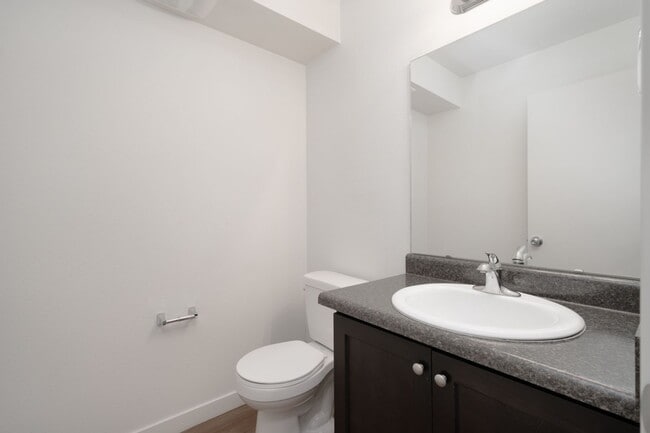 3 Bedroom 1.5 bath townhome!