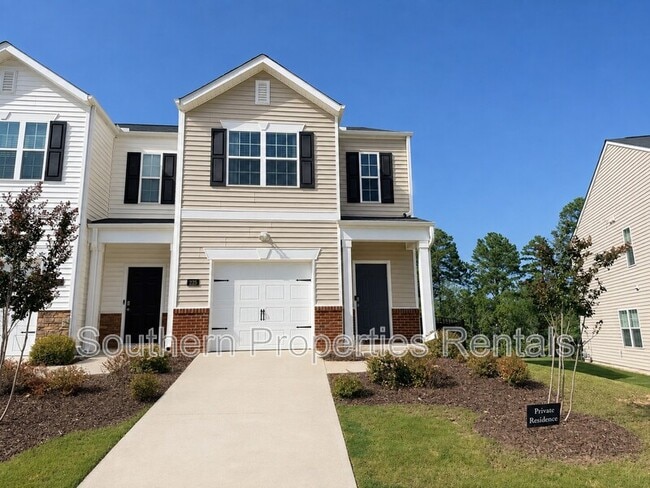 Building Photo - 225 David Hl Dr