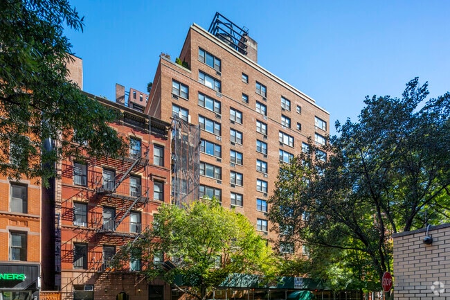 Photo - 515 E 85th St