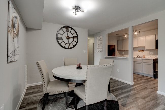 Photo - Admiral Place