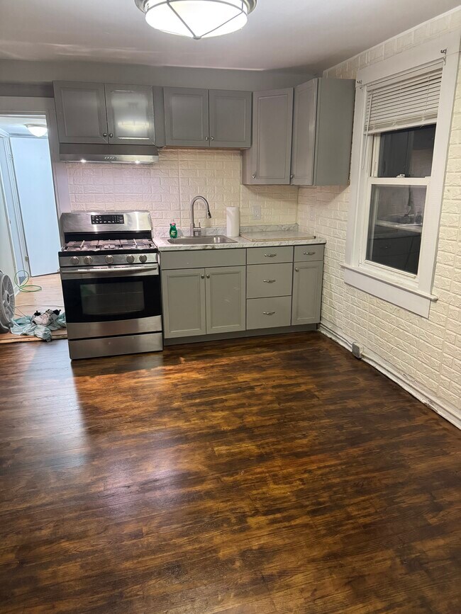 NEW KITCHEN CABINETS - 25 Minerva St Unit First Floor