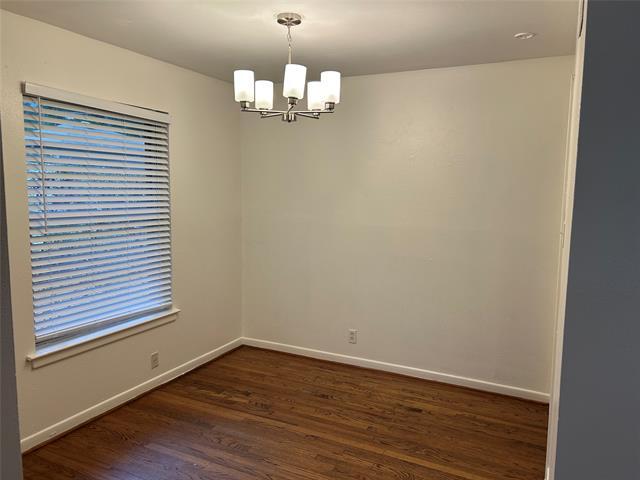 Photo - 888 Berkinshire Dr