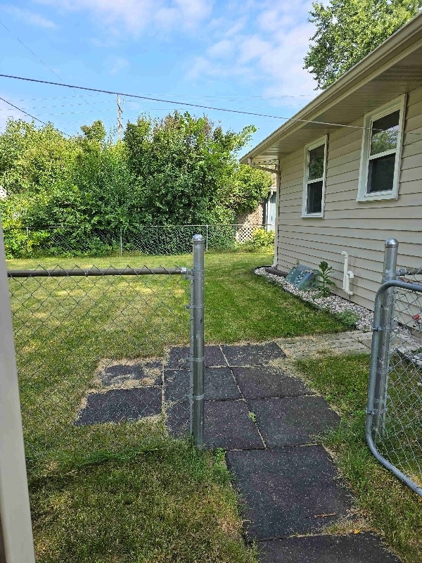 Photo - 205 Meade St