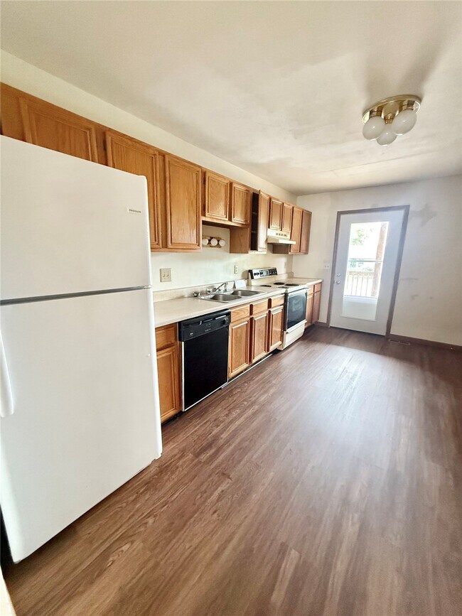 901 Georgetowne Dr