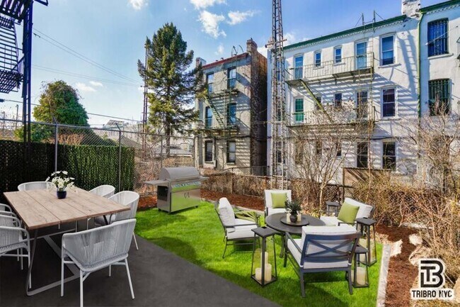 Building Photo - 3 bedroom in RIDGEWOOD NY 11385 Unit 2E Rental
