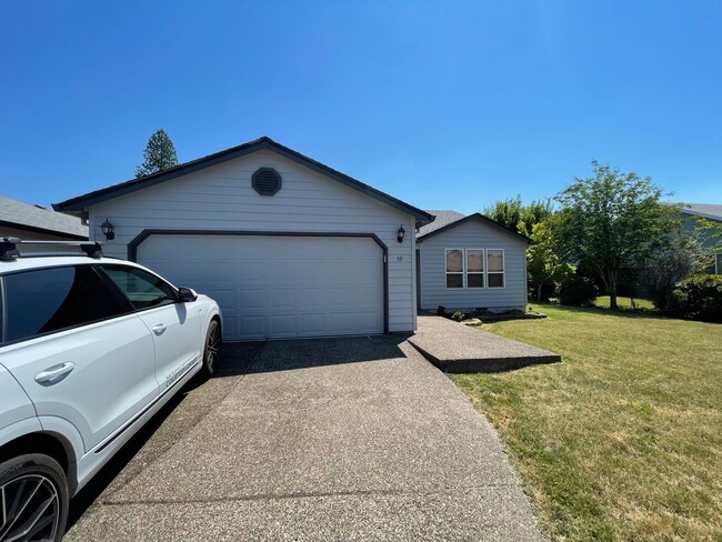 3-Bedroom Home in Beaverton! - 3-Bedroom Home in Beaverton!