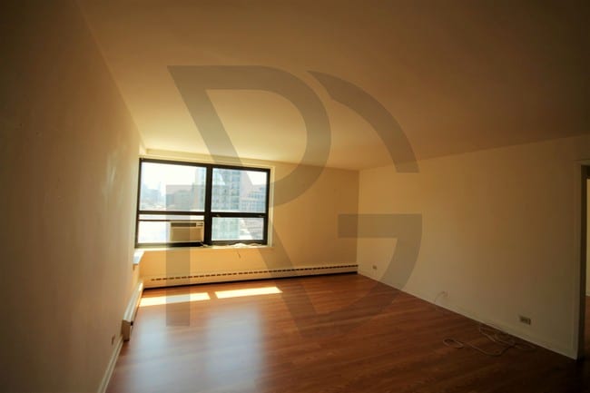 Photo - 445 W Wellington Ave