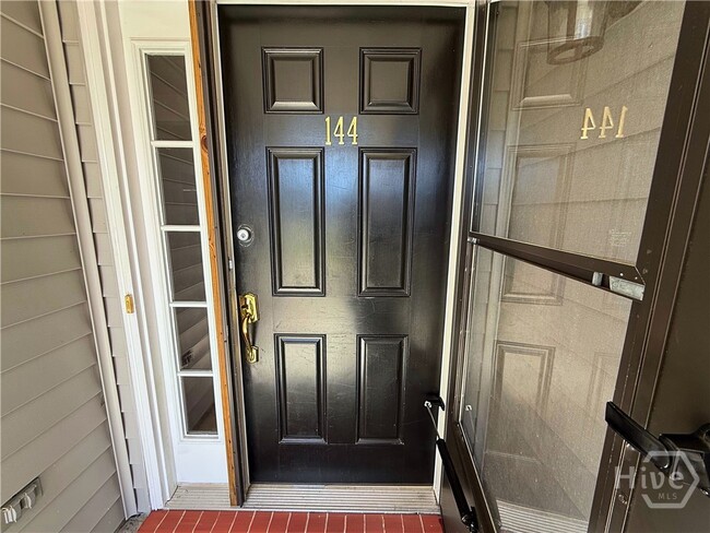 Photo - 144 Mills Run Dr