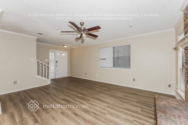 Photo - 1456 Thistlewood Ln