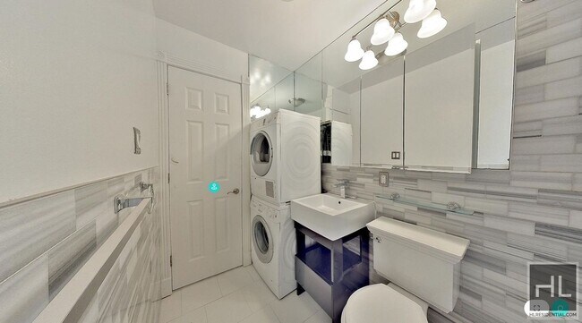 Photo - East 18th Street Unidad C3
